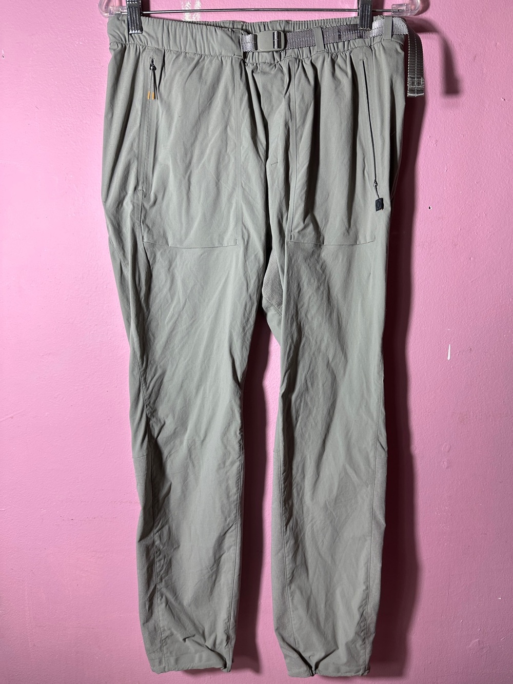 lululemon athletica Men's Light Sage Cargo Pants with Integrated Belt